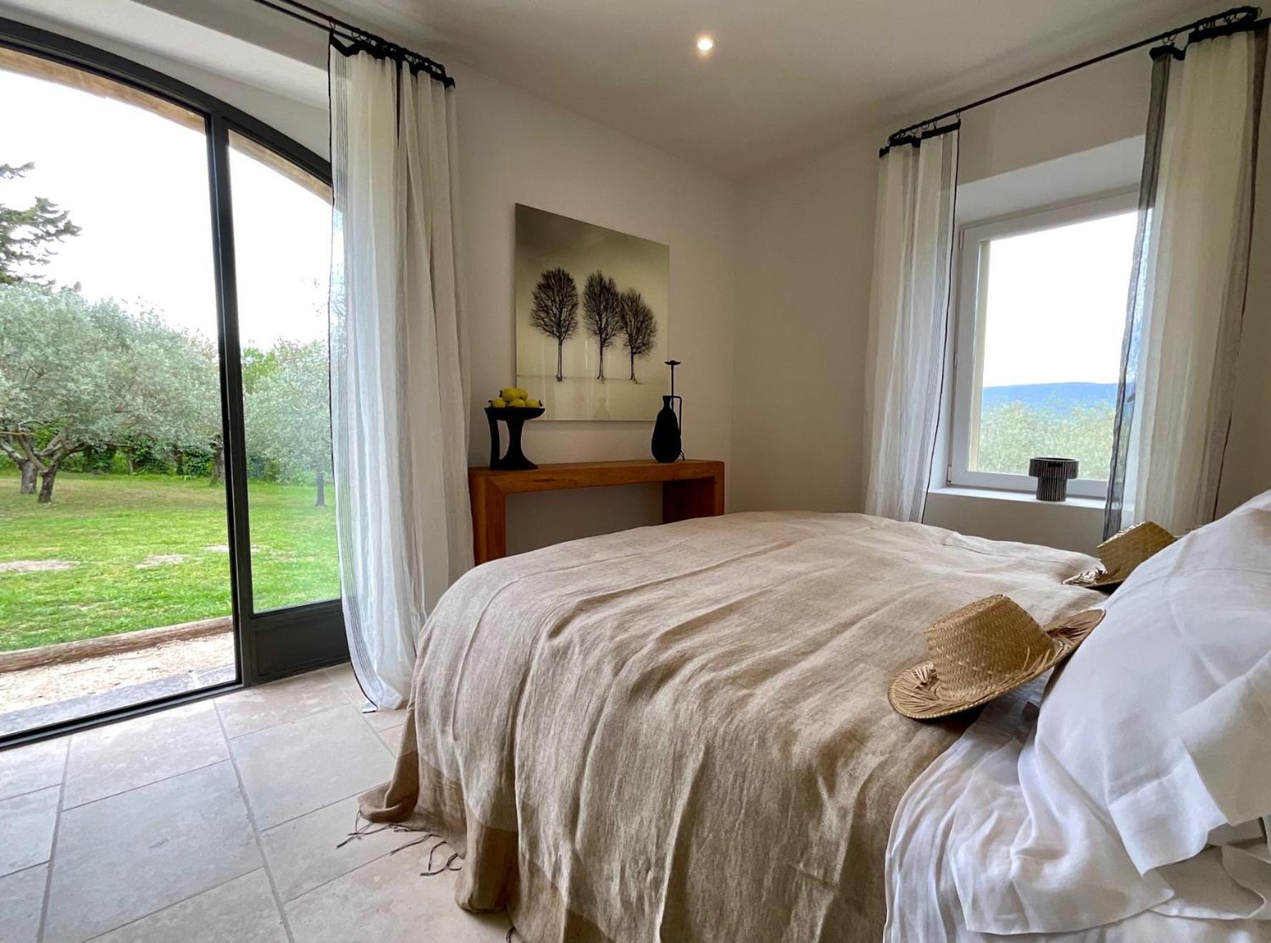 Provence Km28 Bed and Breakfast Gordes Exteriör bild