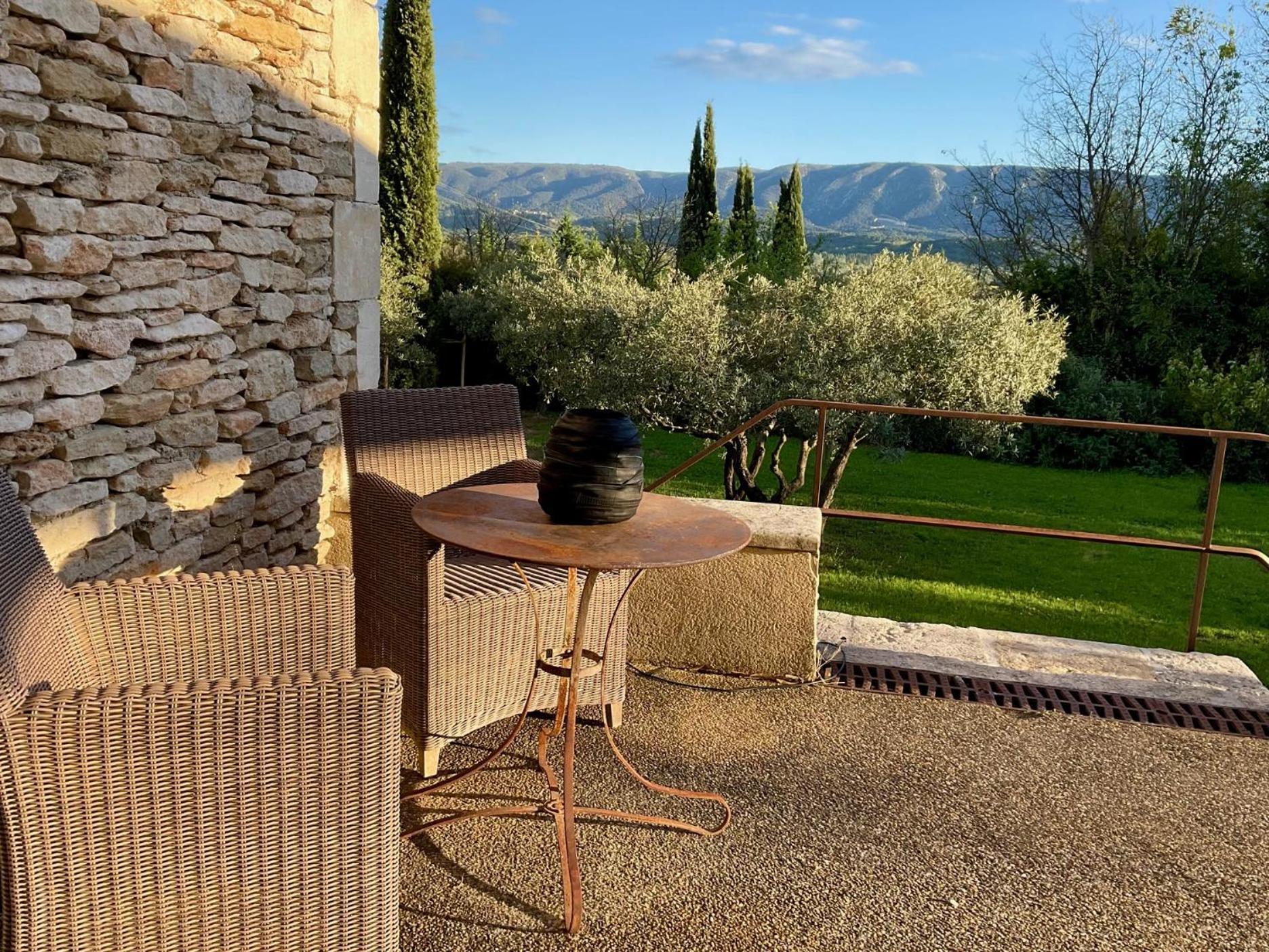 Provence Km28 Bed and Breakfast Gordes Exteriör bild
