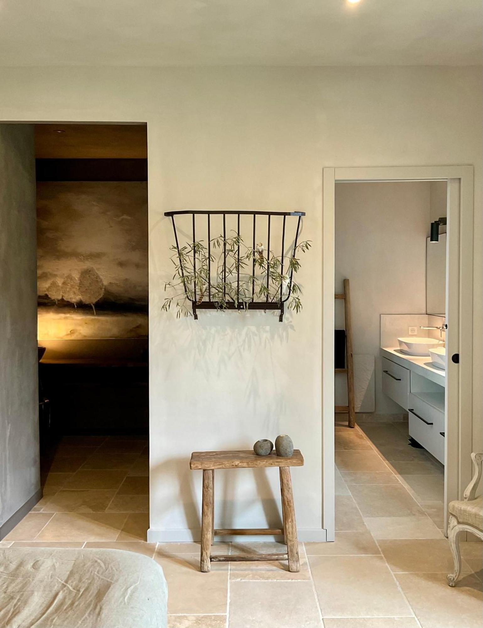 Provence Km28 Bed and Breakfast Gordes Exteriör bild